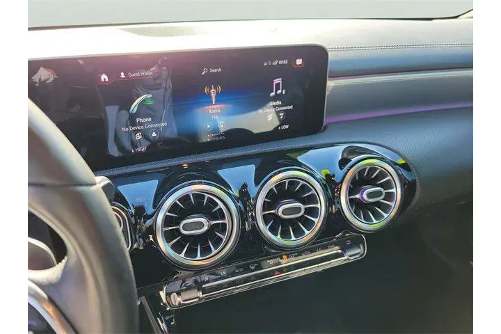 $14888 : Mercedes-Benz CLA 2020 CLA 2 image 8