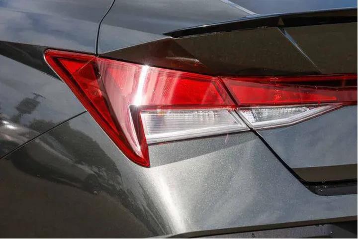 $22583 : Hyundai ELANTRA 2025 SEL Spo image 4