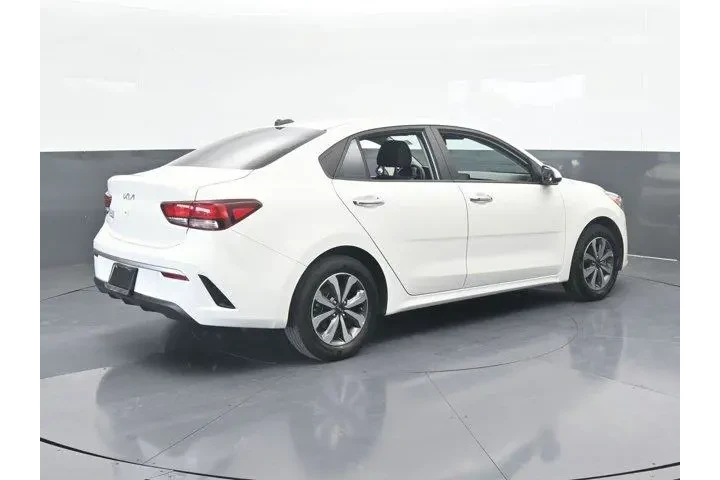 $12991 : Kia Rio 2022 S 4dr Sedan image 6