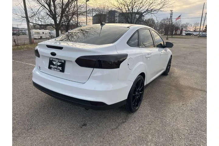 $5995 : 2016 Focus SE image 6