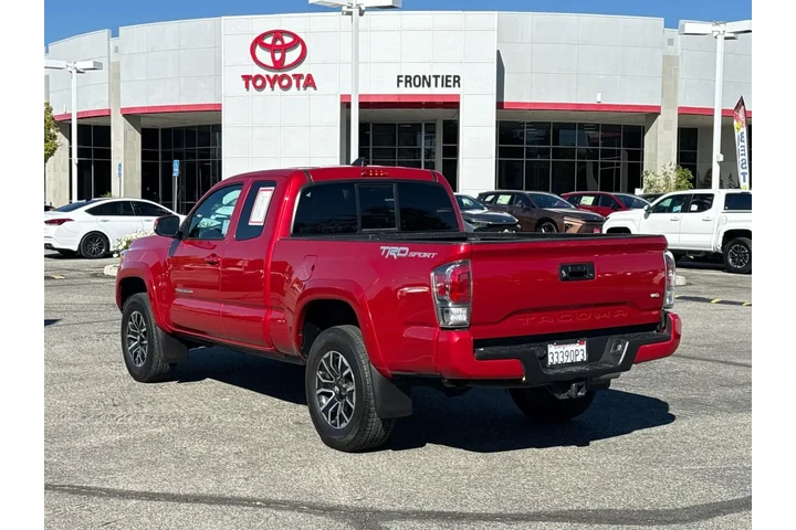$32980 : Toyota Tacoma 2022 4x2 TRD S image 5