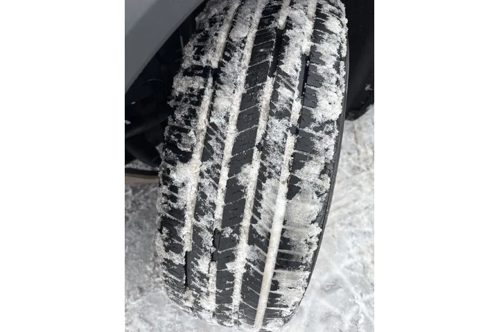 $32496 : 2024 Explorer XLT image 10