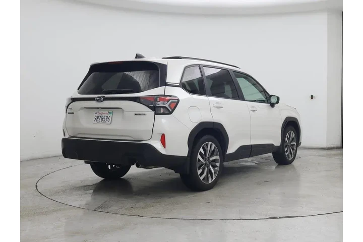 $37998 : Subaru Forester 2025 AWD Tou image 8