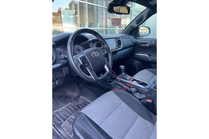 $33500 : Toyota Tacoma 2022 4x4 TRD S image 9