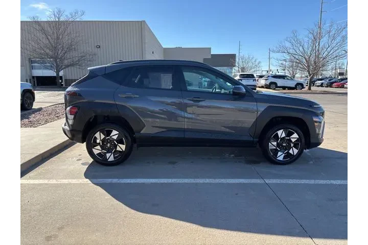 $23198 : Hyundai KONA 2025 AWD SEL 4d image 5