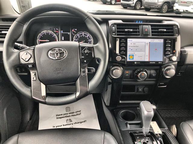 $42300 : PRE-OWNED 2022 TOYOTA 4RUNNER image 10