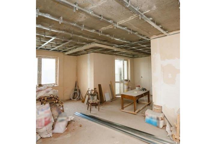 VARGAS CONSTRUCTION image 1