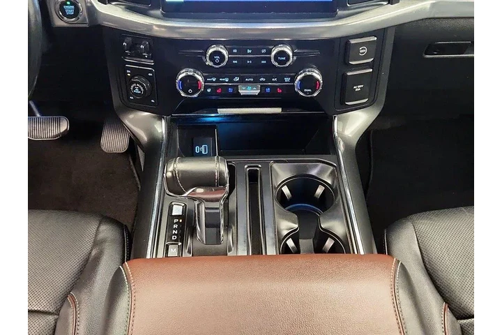 $32998 : Ford F-150 2021 4x4 Lariat 4 image 10