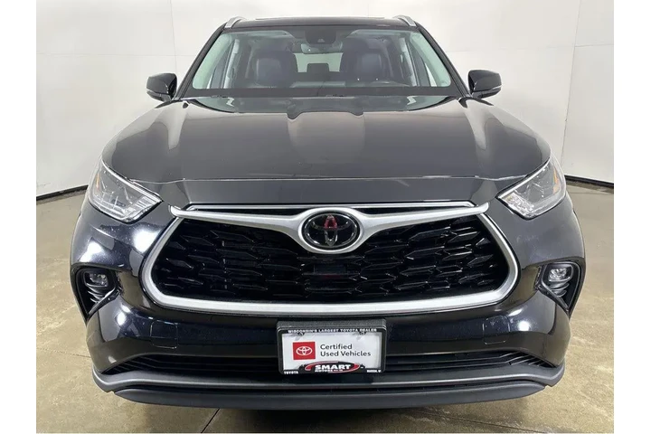 $38140 : Gold Certified2023 Highlander image 10