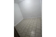 $650 : Parte de la sala thumbnail
