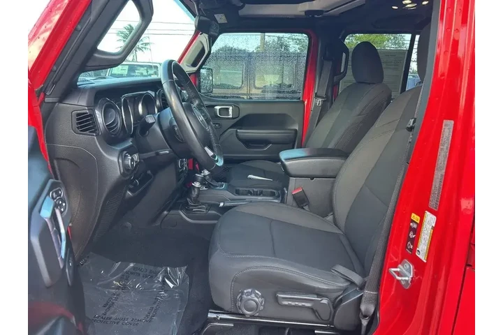 $26861 : Jeep Wrangler Unlimited 2022 image 9