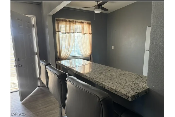 $950 : Apartamento de renta image 4