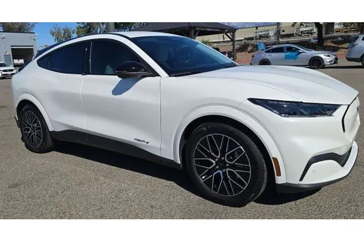 $39000 : Ford Mustang Mach-E 2025 Pre image 4