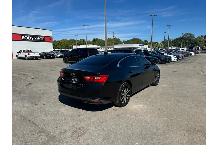 2016 Malibu 4dr Sdn LT w/1LT image 2