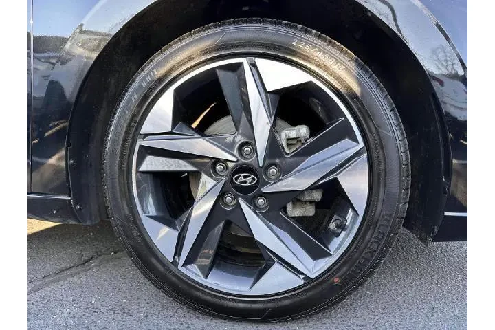 $17999 : Hyundai ELANTRA 2023 SEL 4dr image 6