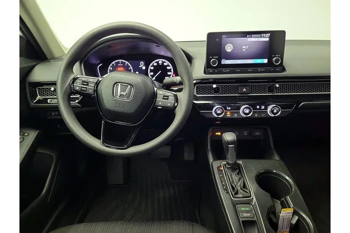 $25998 : Honda Civic 2026 LX 4dr Seda image 10
