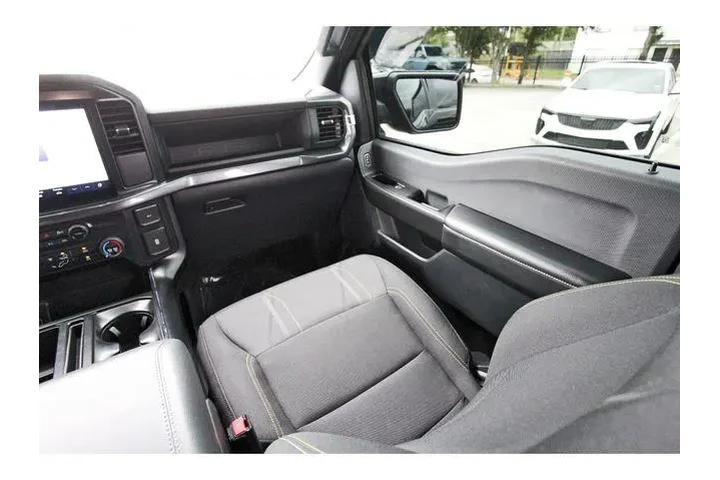 $39992 : Ford F-150 2025 4x2 STX 4dr image 9
