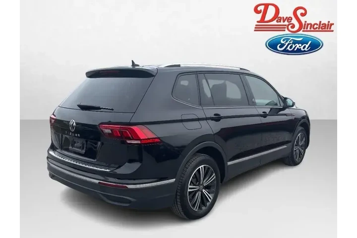 $22888 : Volkswagen Tiguan 2024 Wolfs image 7
