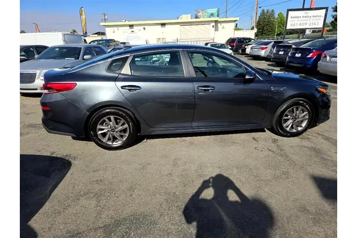 $12499 : 2020 Optima image 10