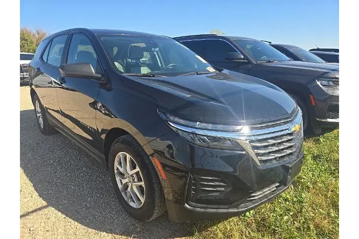 $21771 : Chevrolet Equinox 2023 LS 4d image 4