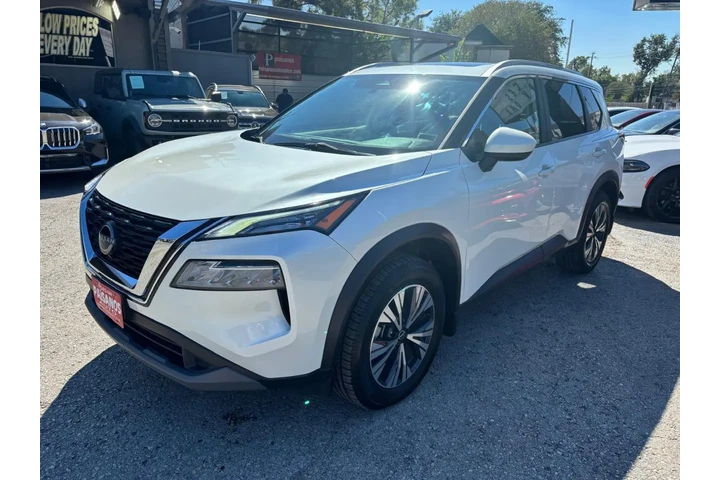 2023 Rogue SUV image 1