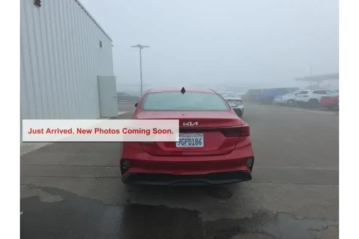 $17500 : Kia Forte 2023 LXS 4dr Sedan image 5