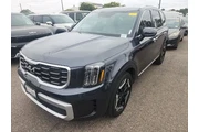 $34991 : Kia Telluride 2024 S 4dr SUV thumbnail