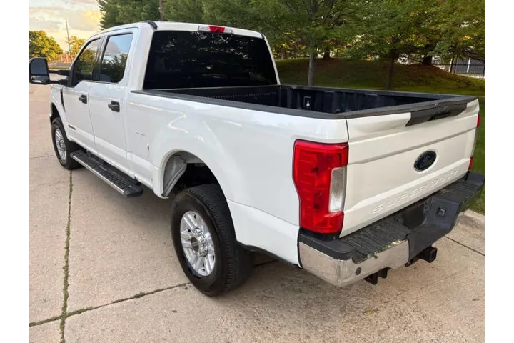 $29995 : 2019 F-250 Super Duty XLT image 8
