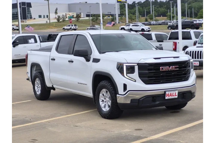 $32646 : GMC Sierra 1500 2024 4x4 Pro image 1