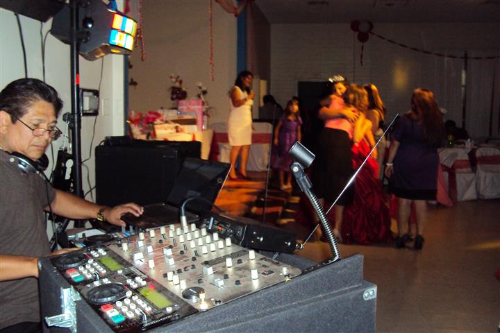 ] ]DJ RIVERA [ [ image 1