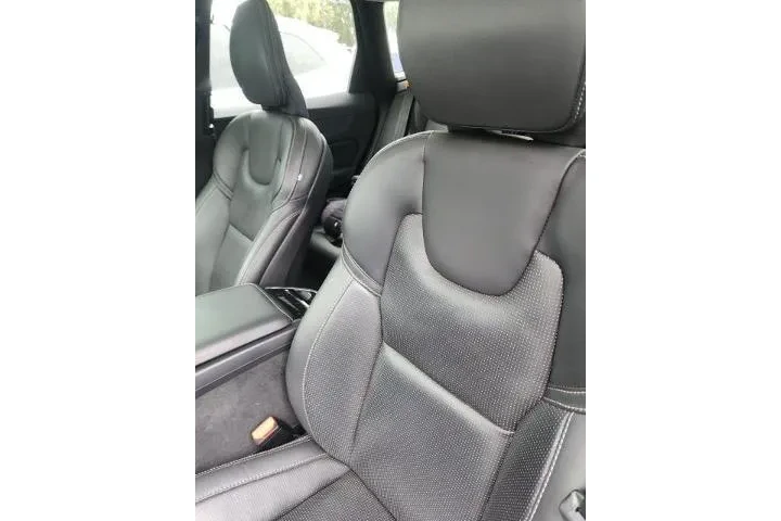 $31956 : Volvo XC60 2022 AWD B6 Inscr image 7