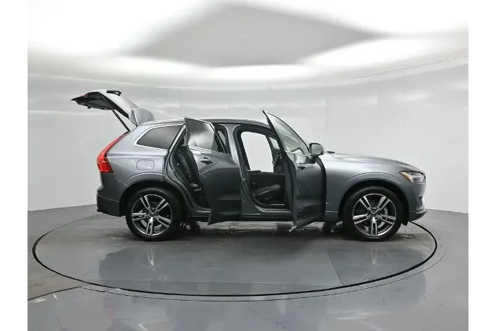 $17893 : Volvo XC60 2020 AWD T5 Momen image 4
