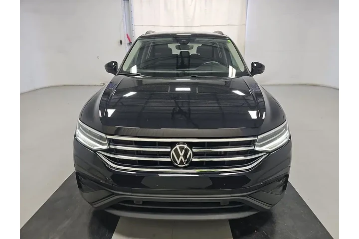 $18790 : Volkswagen Tiguan 2024 S 4dr image 2