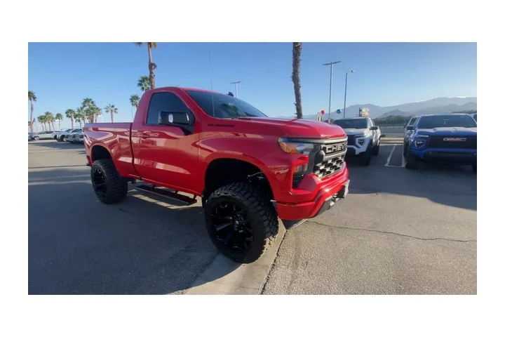 $46000 : 2026 Silverado 1500 image 2