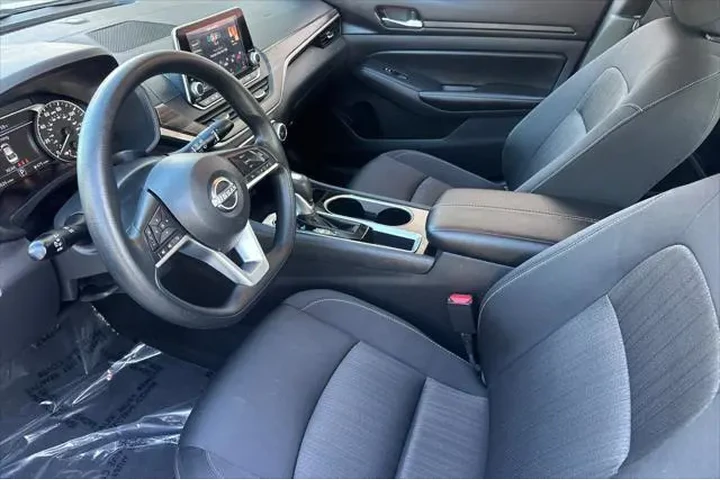 $19490 : Nissan Altima 2024 2.5 SV 4d image 10