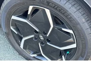 $24990 : Hyundai IONIQ 5 2024 SEL 4dr thumbnail