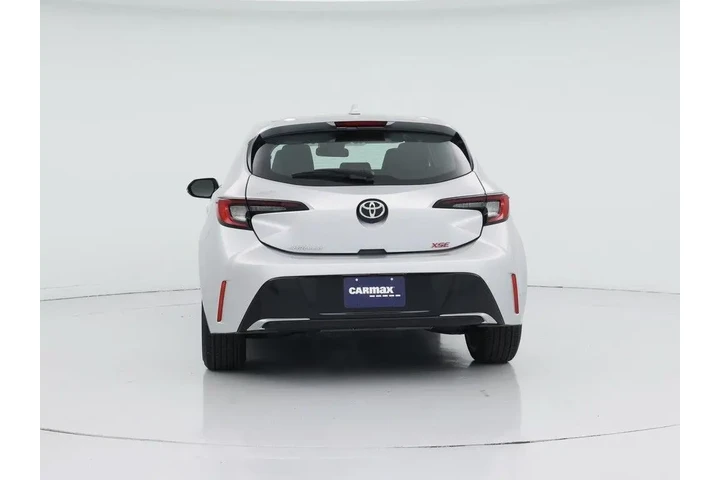 $26998 : Toyota Corolla Hatchback 202 image 6