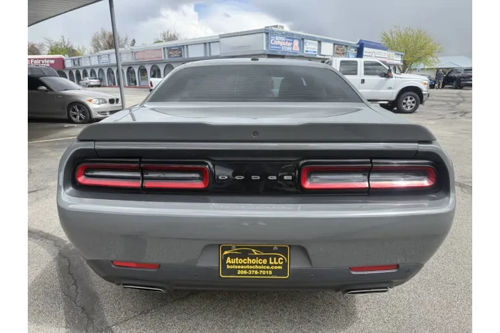 $18950 : 2019 Challenger R/T image 6