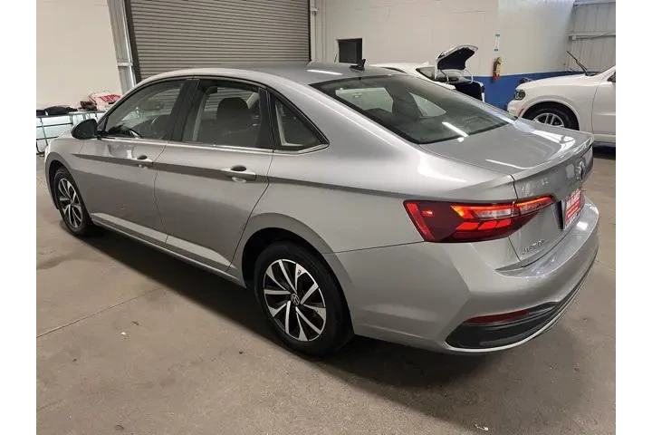 $16953 : Volkswagen Jetta 2024 S 4dr image 5