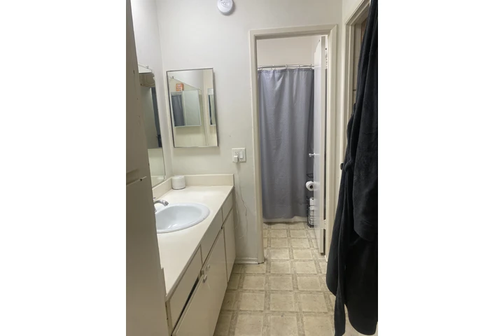 $675 : Panorama city image 7