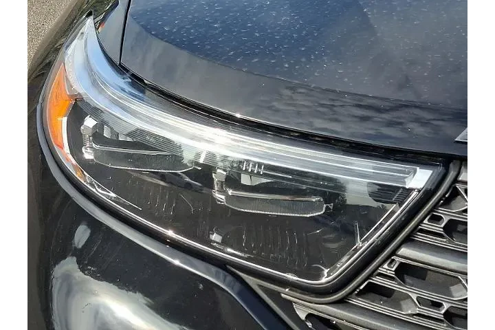 $33698 : Ford Explorer 2023 AWD XLT 4 image 9