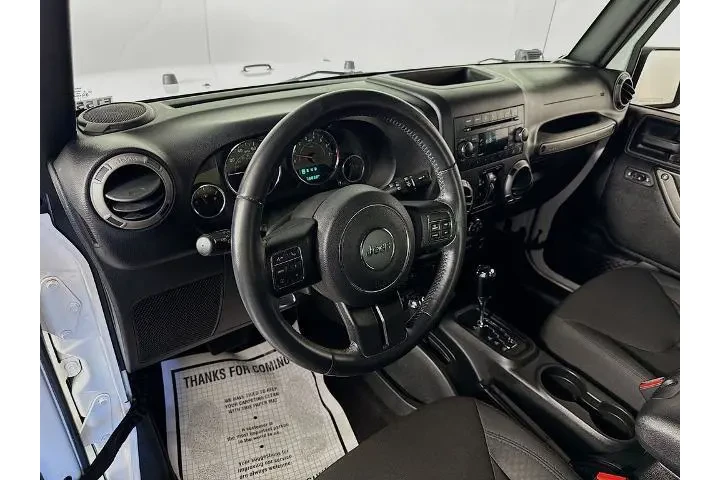 $17000 : Jeep Wrangler Unlimited 2016 image 9