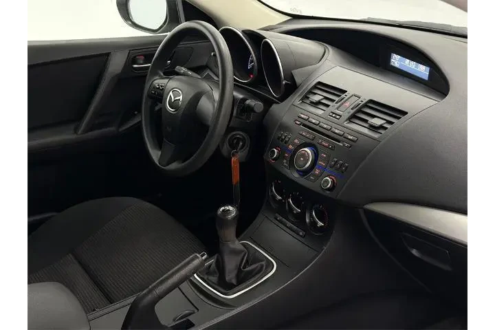 $9975 : Mazda Mazda3 2013 i SV 4dr S image 7