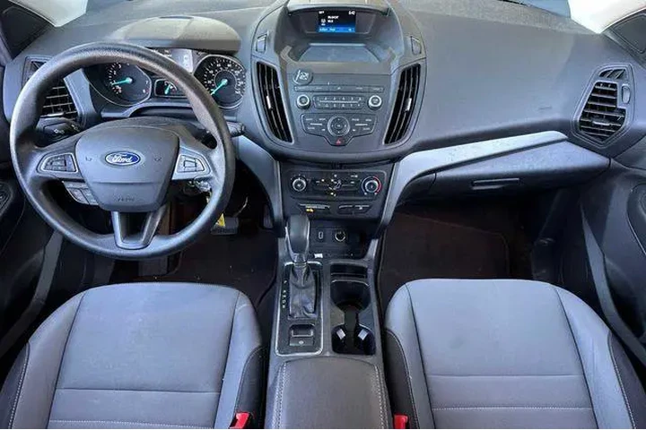 $12209 : Ford Escape 2019 S 4dr SUV image 5