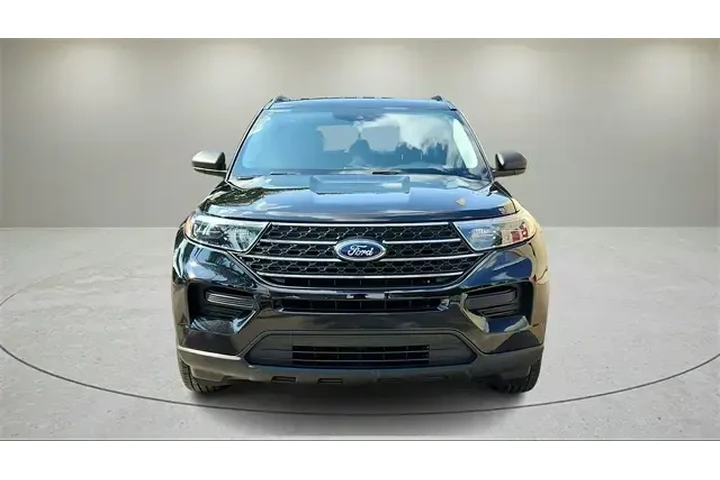 $24742 : Ford Explorer 2023 AWD XLT 4 image 8