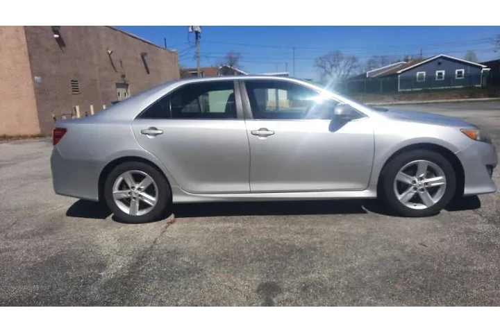 $5995 : 2013 Camry L image 3