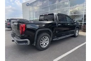 $29545 : GMC Sierra 1500 2019 4x4 SLT thumbnail