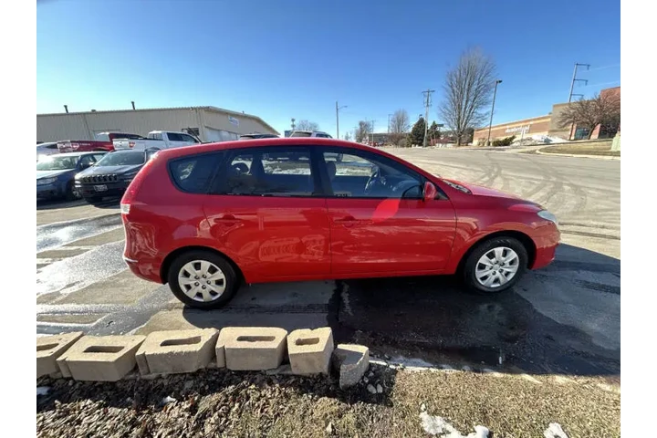$3750 : 2010 Elantra Touring GLS image 8