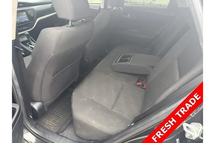 $10987 : Scion iM 2016 4dr Hatchback image 8
