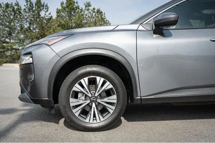 $25999 : Nissan Rogue 2023 AWD SV 4dr image 4